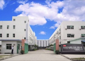 厂房大门处